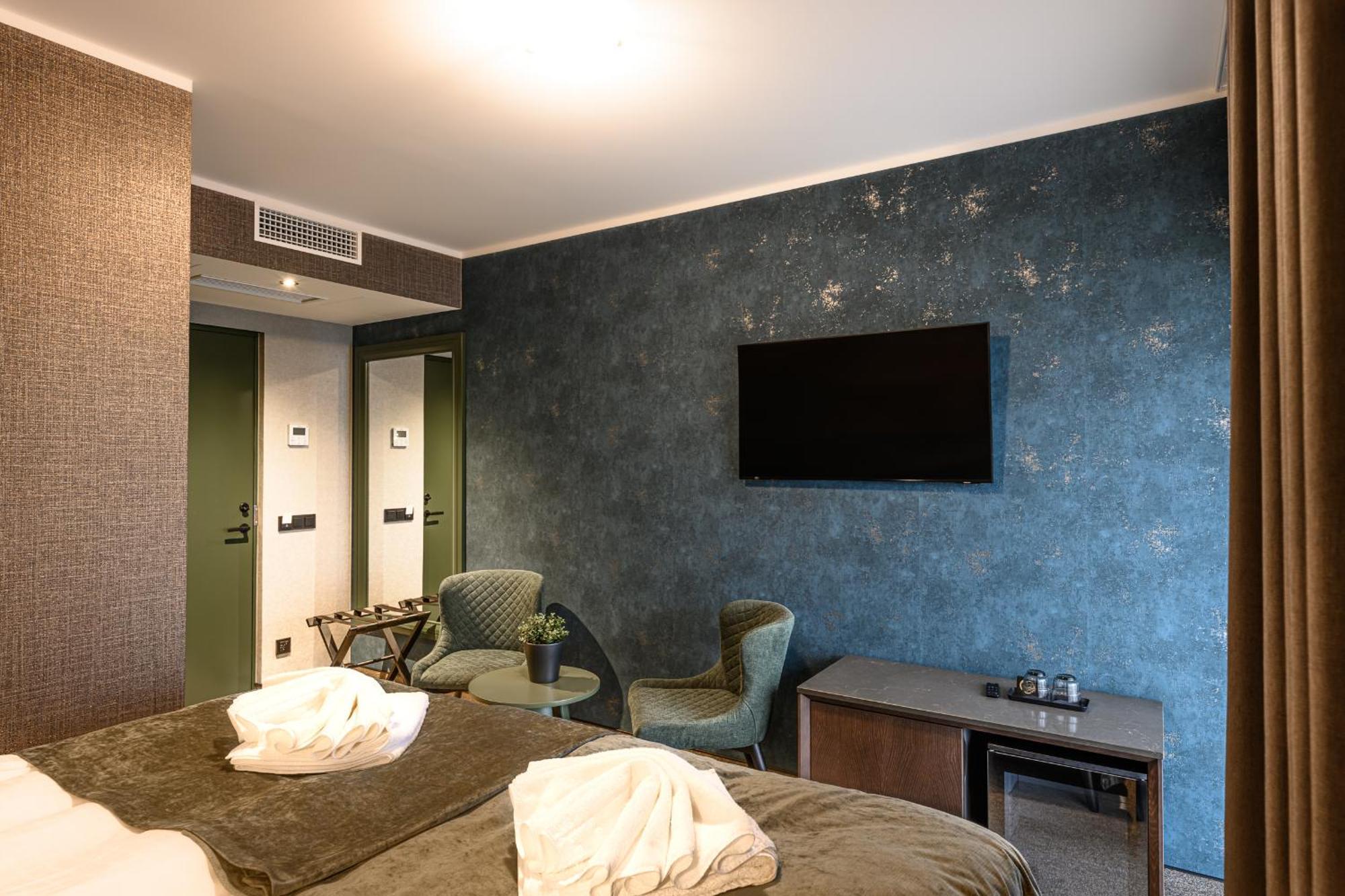 Ugandi Hotel Otepää Екстериор снимка